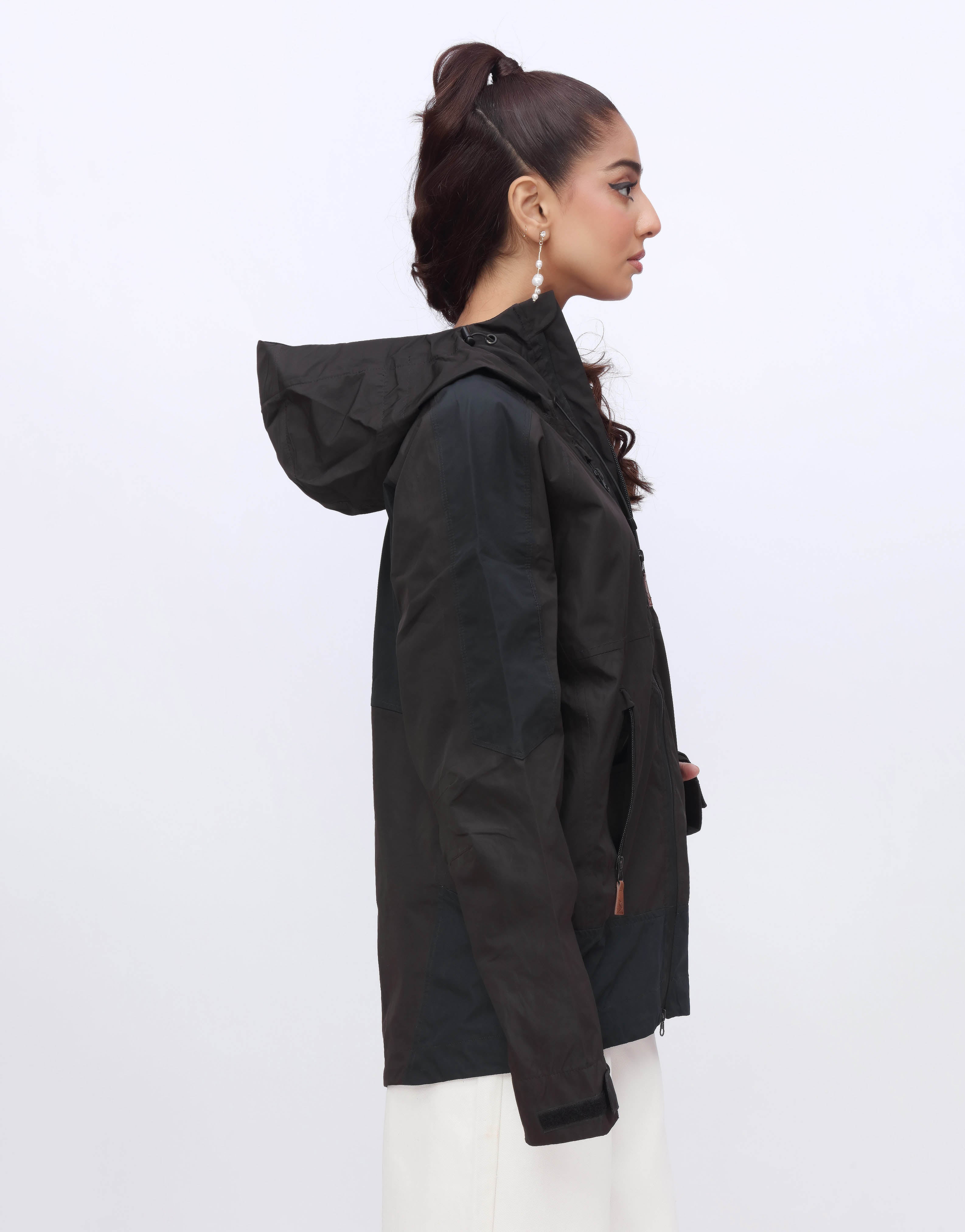Parachute Hoodie Jacket-Black (MINOR DEFECT)