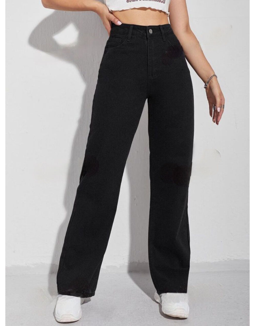 Straight Leg Jeans in Black
