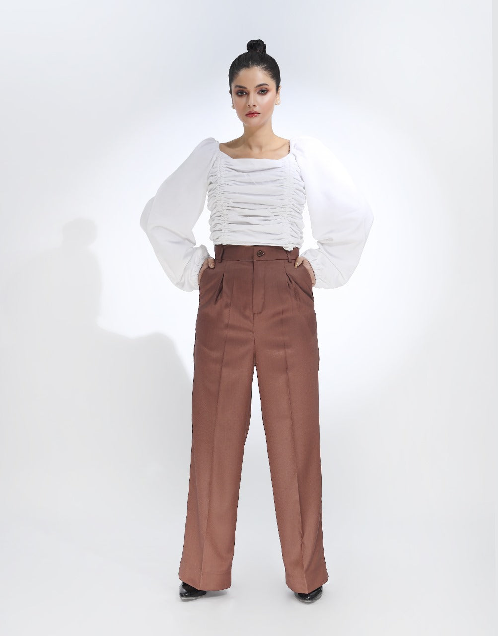 Soulwoven (Wide Leg Box Pleated Dress Pant Brown)