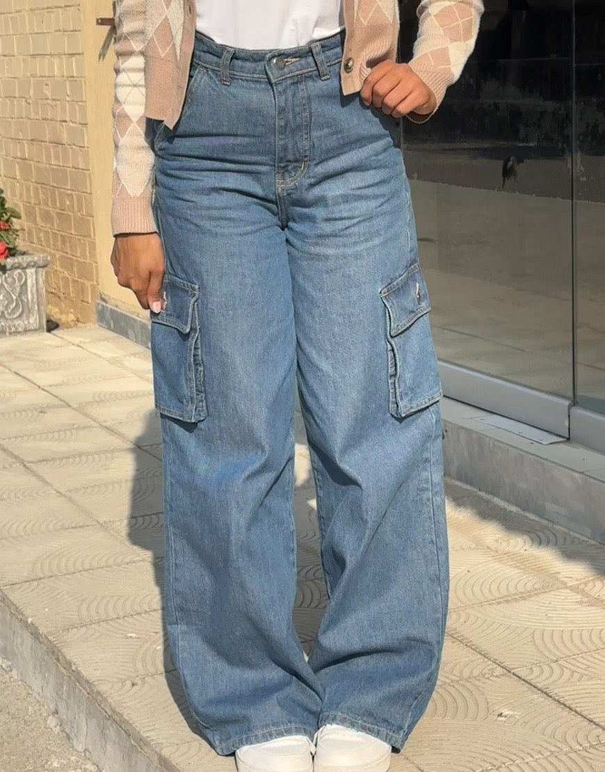 High Rise Wide Leg Cargo Jeans Medium Wash