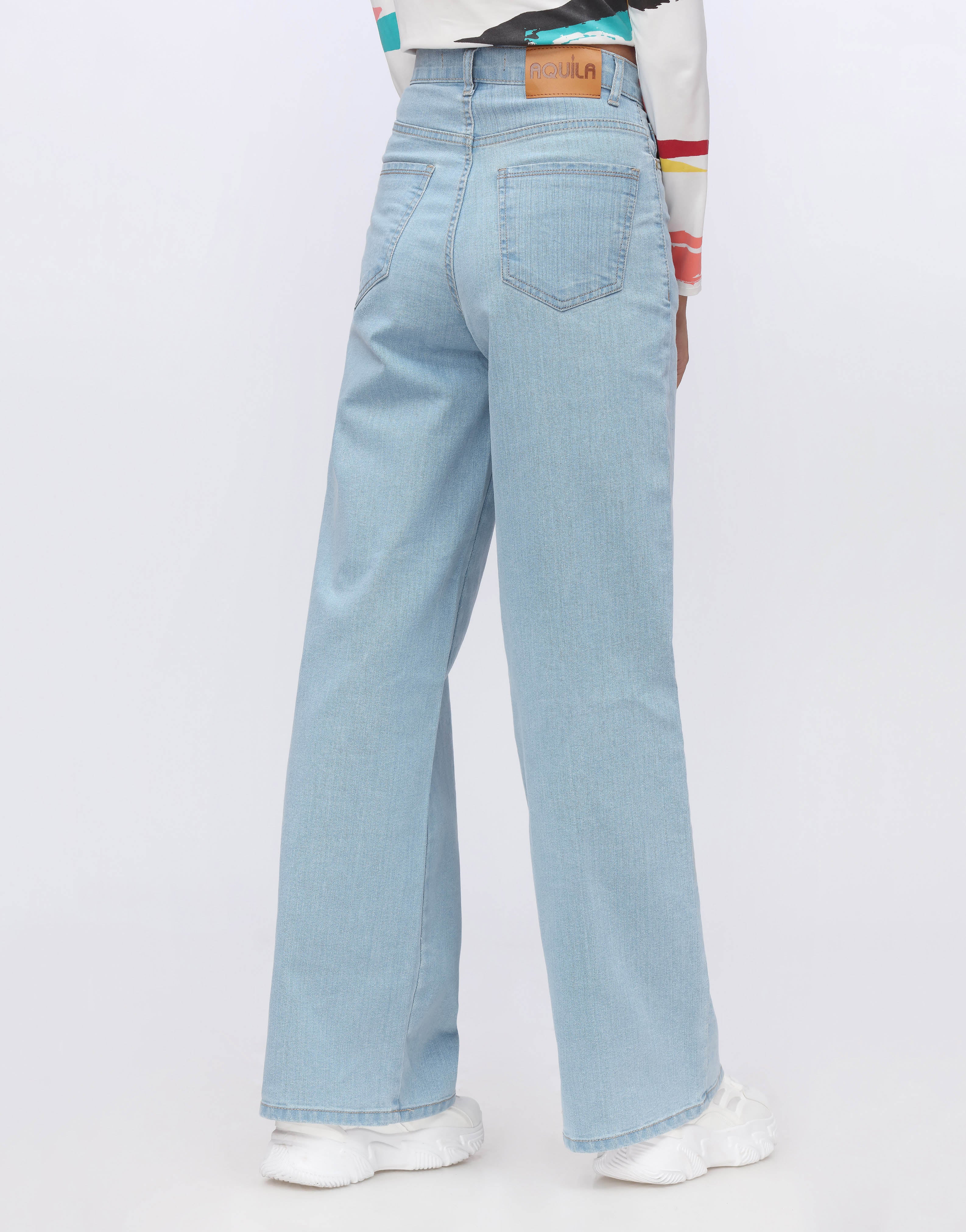 High Rise Wide Leg Jeans Light Wash