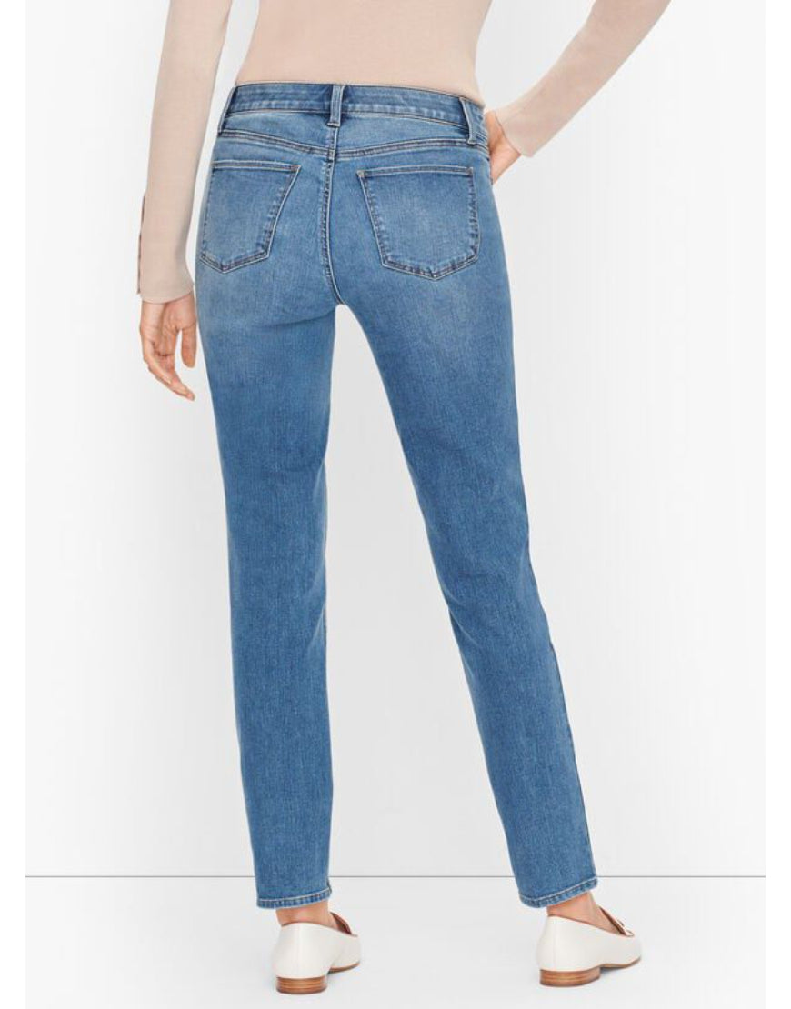 Slim Fit Jeans in Mid Blue