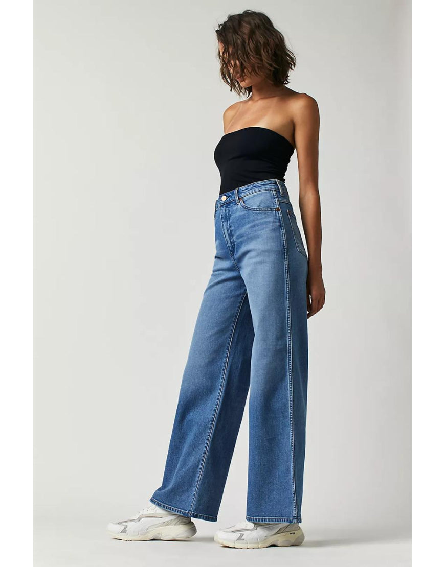 Wide Leg Jeans In Stone Blue