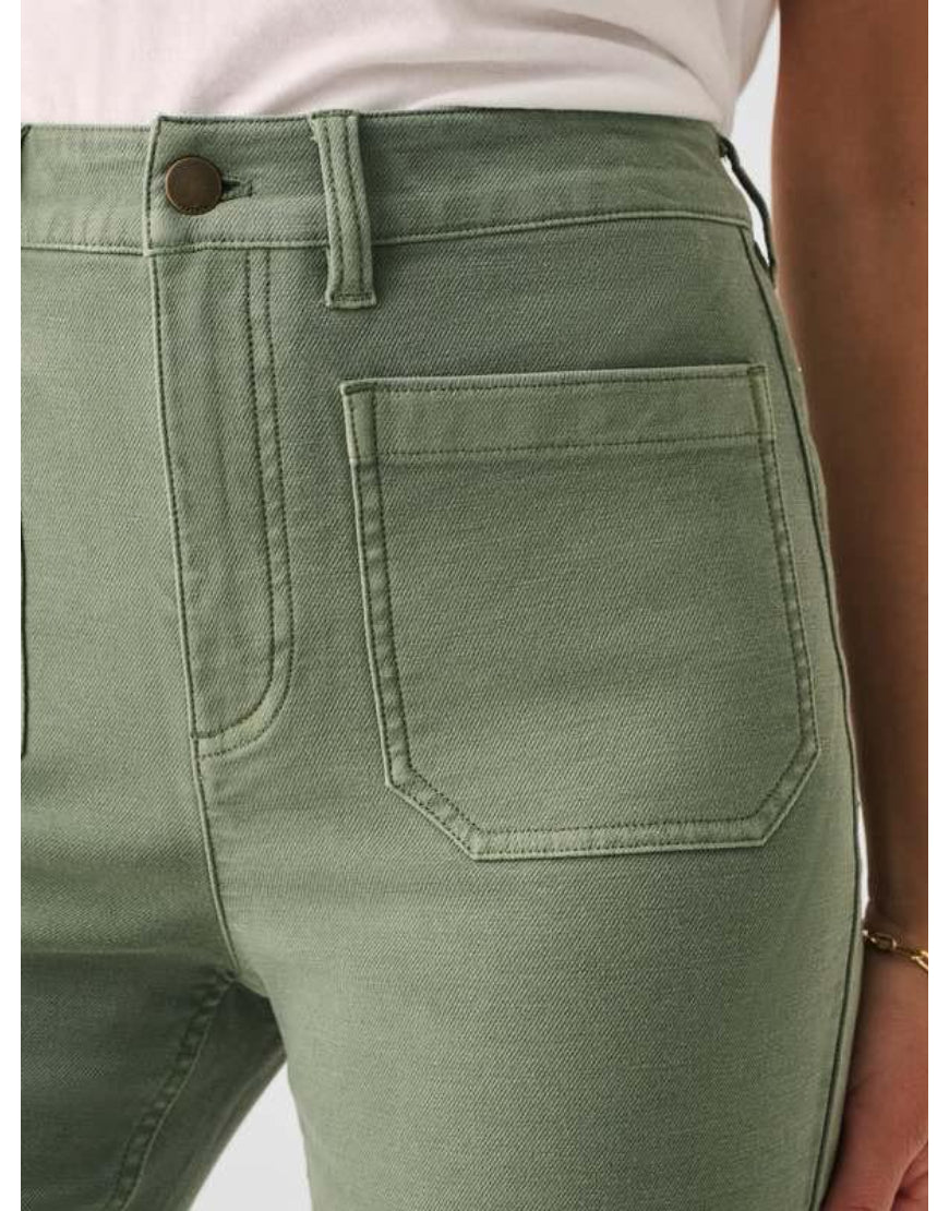 Flap Pocket Wide Leg Jeans in Pistachio