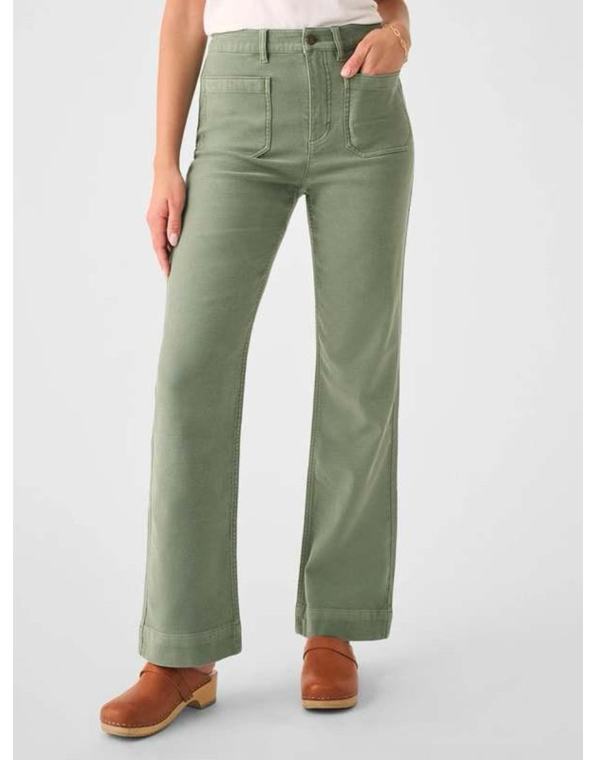 Flap Pocket Wide Leg Jeans in Pistachio