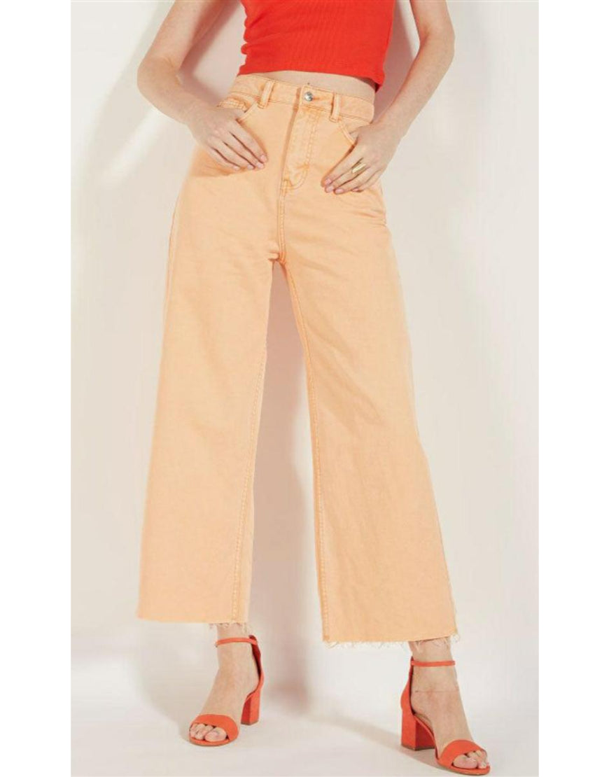 Cropped Wide Jeans in Peach