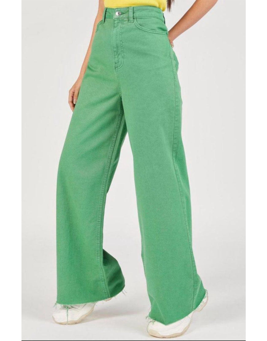 Wide Leg Jeans in Green