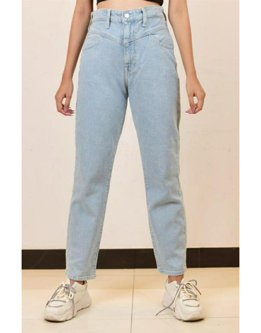 Mom Jeans in Light Blue